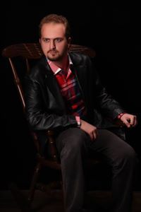 ᖴᗩᖇᔕᕼᓰᗞ ᗞᐯᘉ