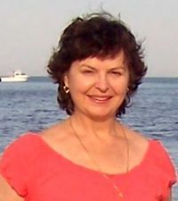 Nadezda Long
