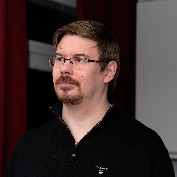 Goodreads profile picture for @card
