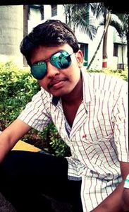 शैलेश उस्तुरे