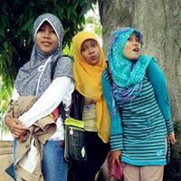 Dewi Lovez