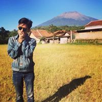 Ichan Adhiim