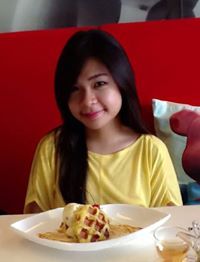 Elysia Liauw