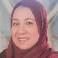 الأديبة منال