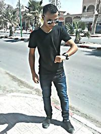 Ýáşsěŗ ÂZźòüž