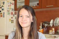 Александра Попова