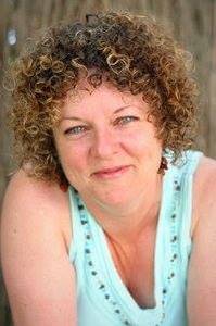 Vicky Hopkins