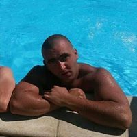 Кристиан Генов