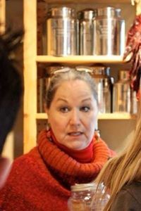 Phyllis Hunter