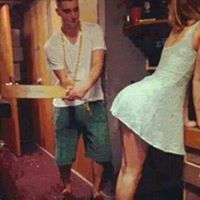 الجرئ والجميلات