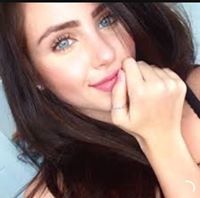 طايشة لكن عايشة