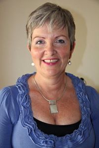 Liz Calvert
