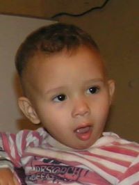 Aĥṁëd Čẳndlě