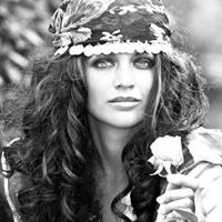 نورا حاج بكور