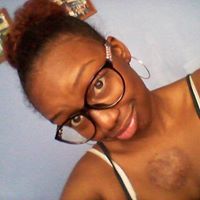Quendeya Lyons