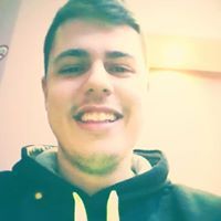 Αντώνης Καπετάνιος