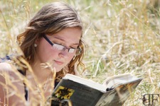 Rachel (BookNerdKnowledge)