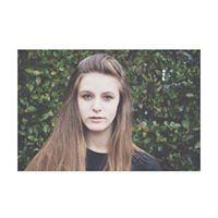 Charis Van Handenhove