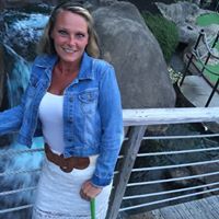 Tracey Mills Mitchell