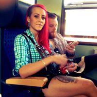 Стефани Лозанова