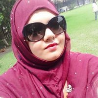 Roshnie Khan