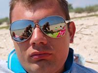 Денис Глазков