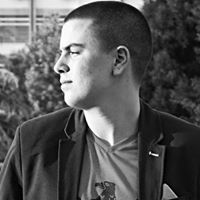 Петар Поповић