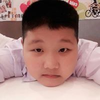 เด็กน้อย หน้าไข่