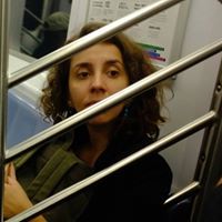 Julia Chaises
