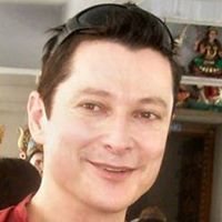 Iain Wright