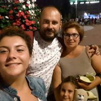 Цветелина Младенова