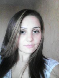 Անի Մանուկյան