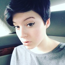 Zara Stubbs (thebook-addict)
