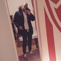 Милан Овука