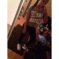 Сара Чекрлић