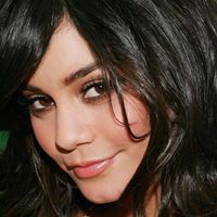 Nabila Ahmad