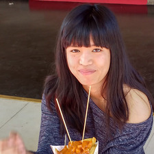 Vy (thelibrocubicularist)