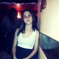 Стефани Николова.