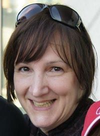 Donna Apidone