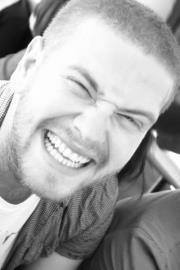 رنوشه الجميله