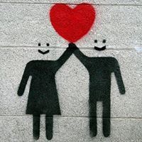 اضحك ياقلبي