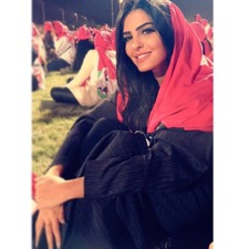 عيوووون مها