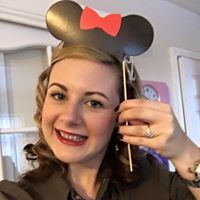 Laura Middleton