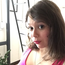 Alexandra Mom_reads_blog