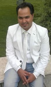 الشاعر حسين