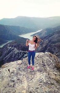 Менче Цветановска