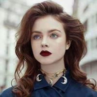 بنتك مجنونة