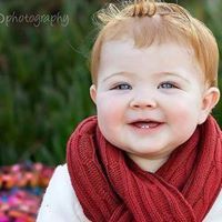 الأستاذة آمال