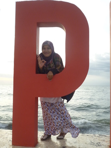 Eyiazzahra Fathurahman