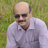 मकरंद दामले